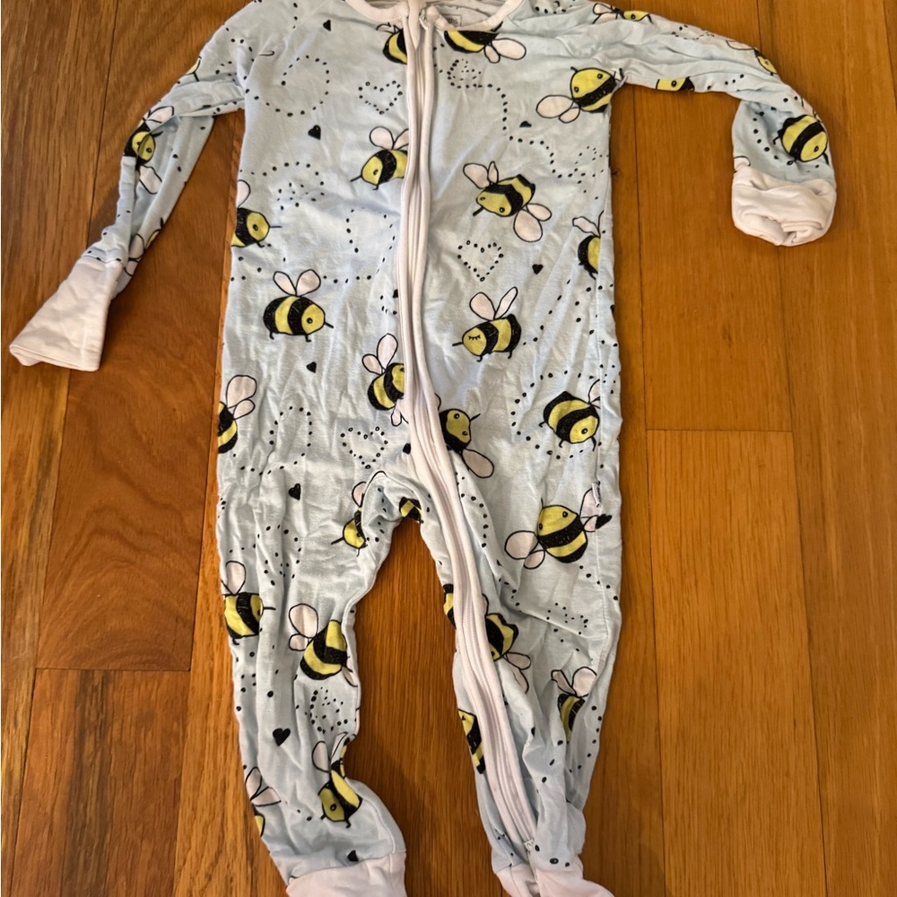 Bumble bee Jammie’s GUC